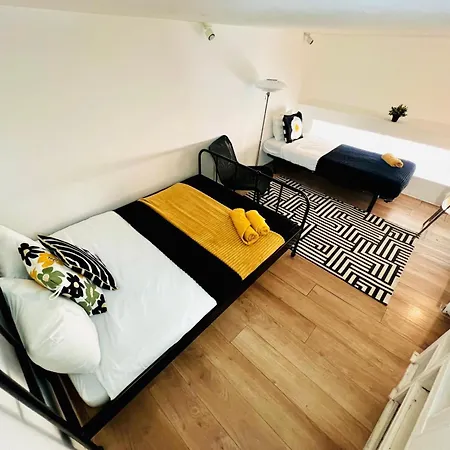 Cozy Lisbon, Close To Attractions Apartman