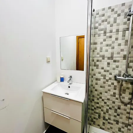 Cozy Lisbon, Close To Attractions 아파트 리스본