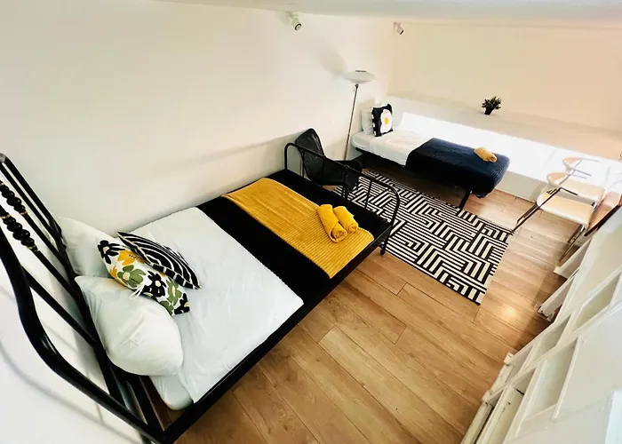 Cozy Lisbon, Close To Attractions Apartment