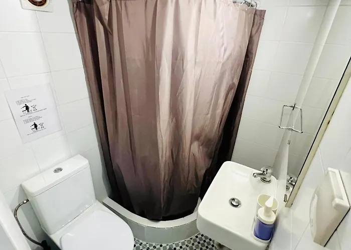 Cozy Lisbon, Close To Attractions Apartment *