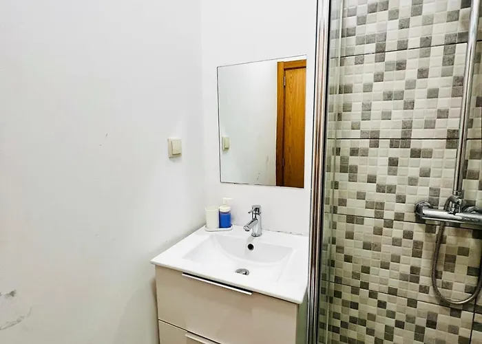 Cozy Lisbon, Close To Attractions Apartment Lissabon